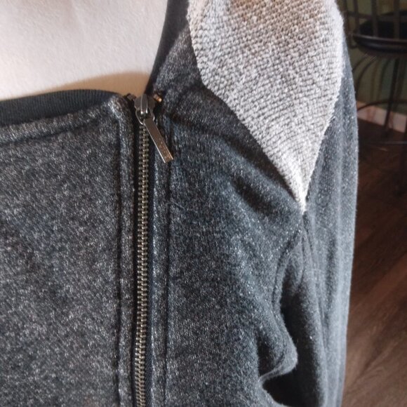 DKNY Jeans Women's Dark Gray Front Side Zipper Top Size Large - Picture 2 of 8